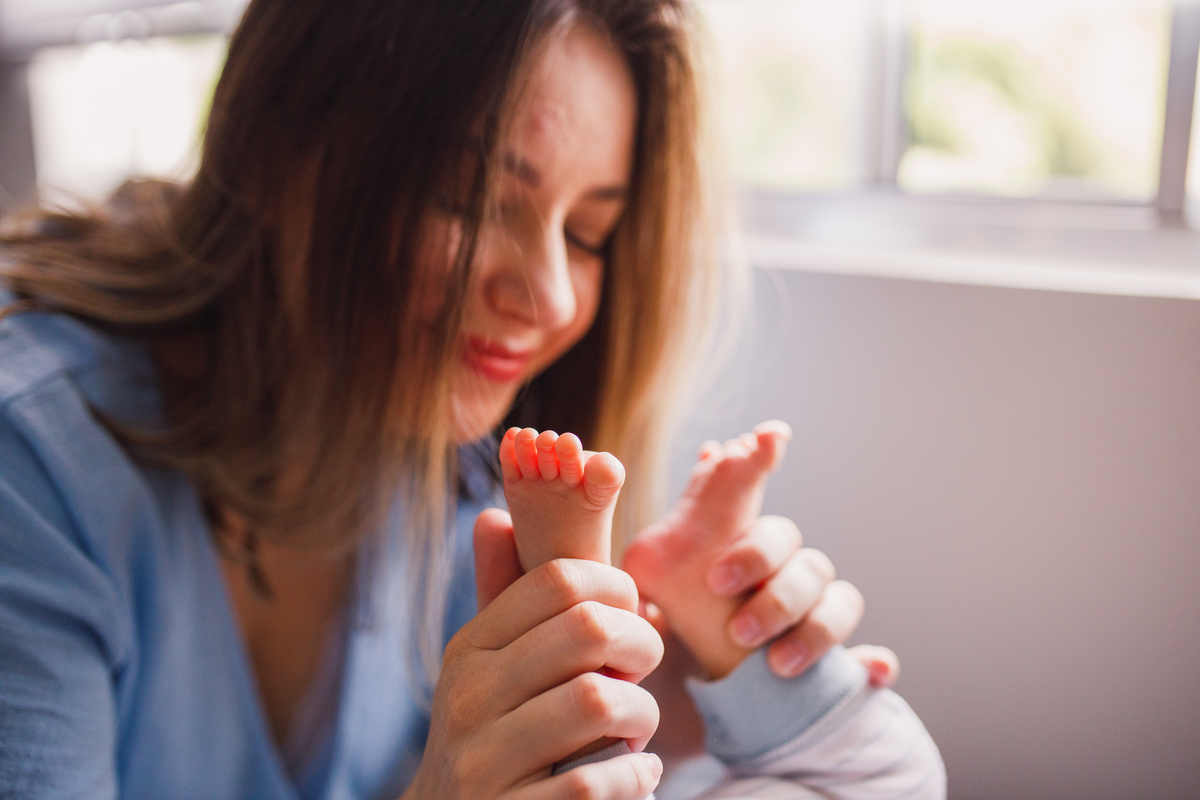 Fotografa Familia Curitiba - Ensaio lifestyle menino 1 mes 