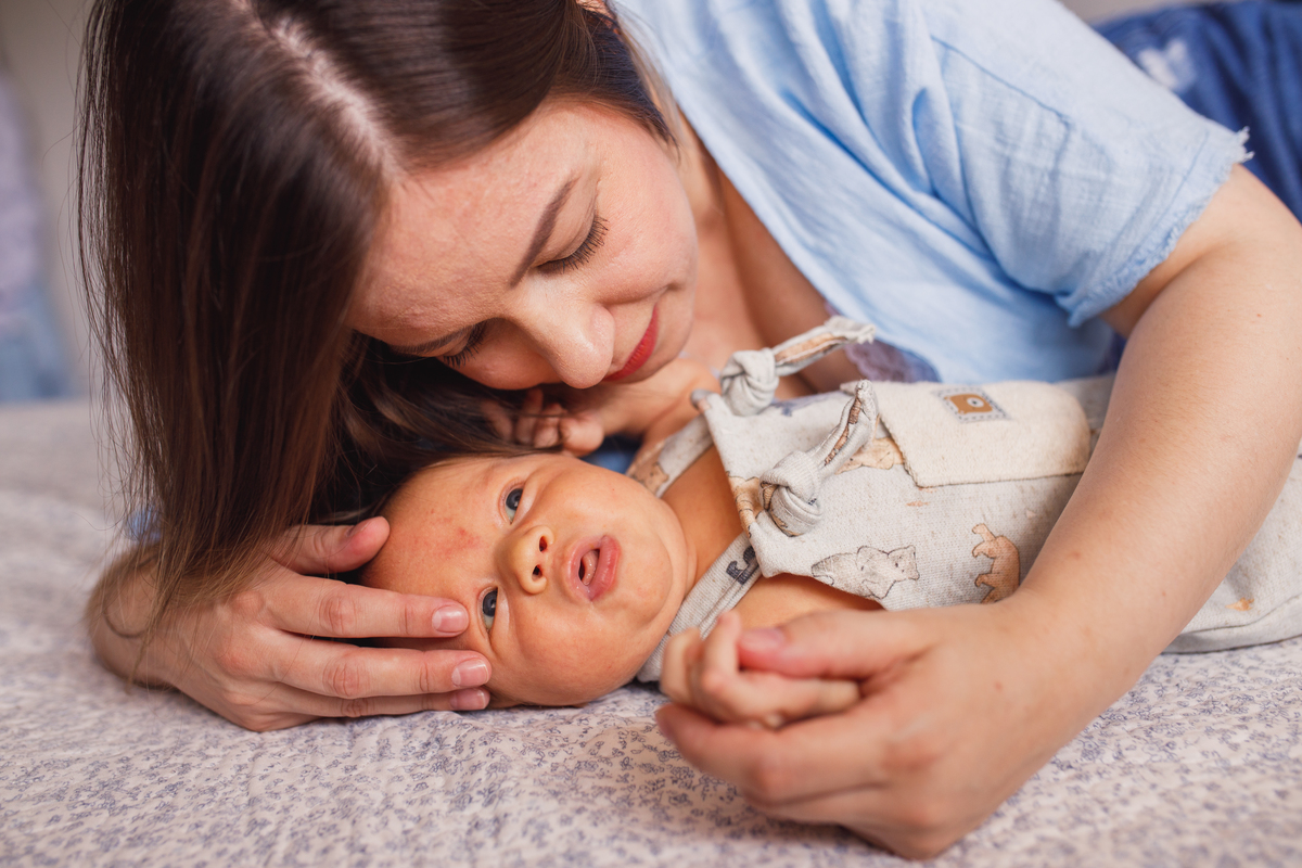 Fotografa Familia Curitiba - Ensaio lifestyle menino 1 mes 