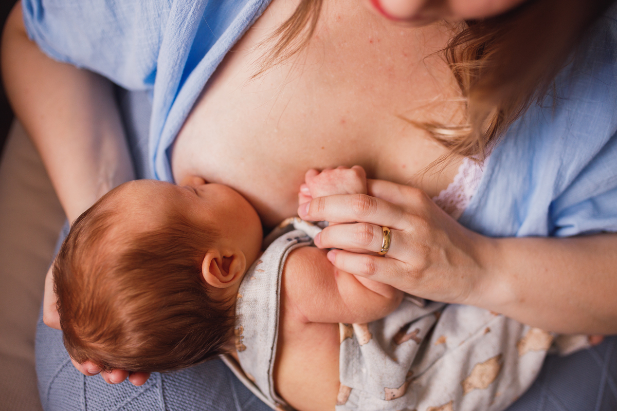 Fotografa Familia Curitiba - Ensaio lifestyle menino 1 mes 