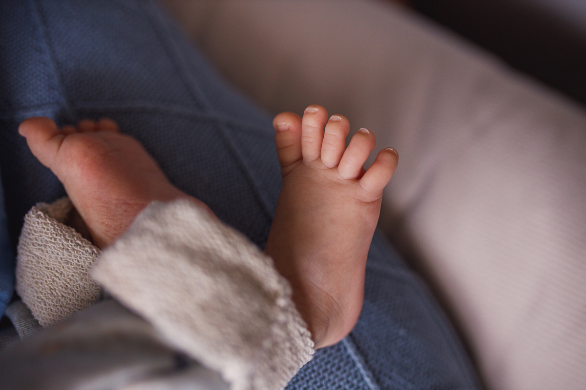 Fotografa Familia Curitiba - Ensaio lifestyle menino 1 mes 