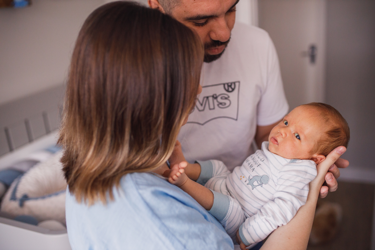 Fotografa Familia Curitiba - Ensaio lifestyle menino 1 mes 