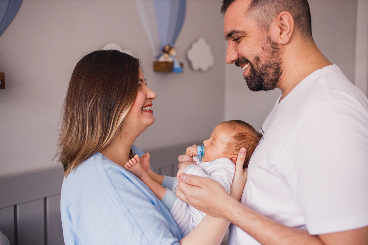 Fotografa Familia Curitiba - Ensaio lifestyle menino 1 mes 