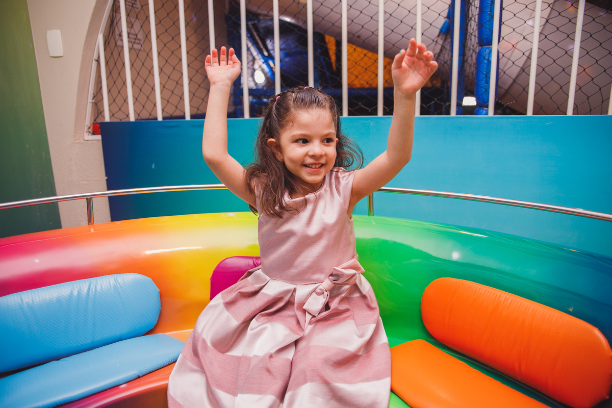 Fotografa familia Curitiba - Buffet Fina Festas menina 6 anos princesa Ariel