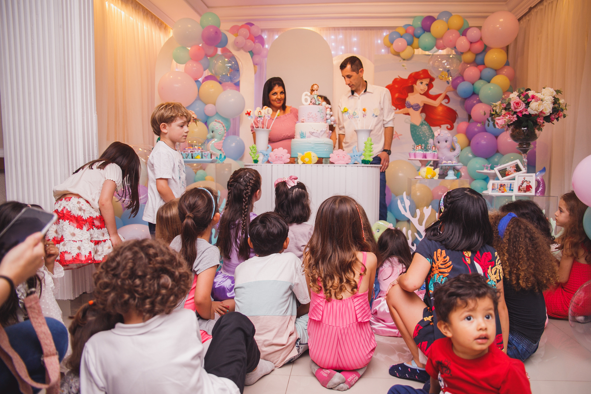 Fotografa familia Curitiba - Buffet Fina Festas menina 6 anos princesa Ariel