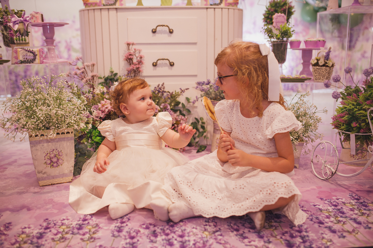 Fotografa familia Curitiba - aniversario 1 ano menina lavanda 