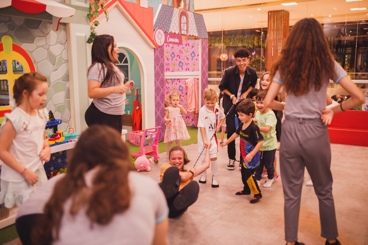 Fotografa familia Curitiba - Vila vilô McQueen aniversario menino