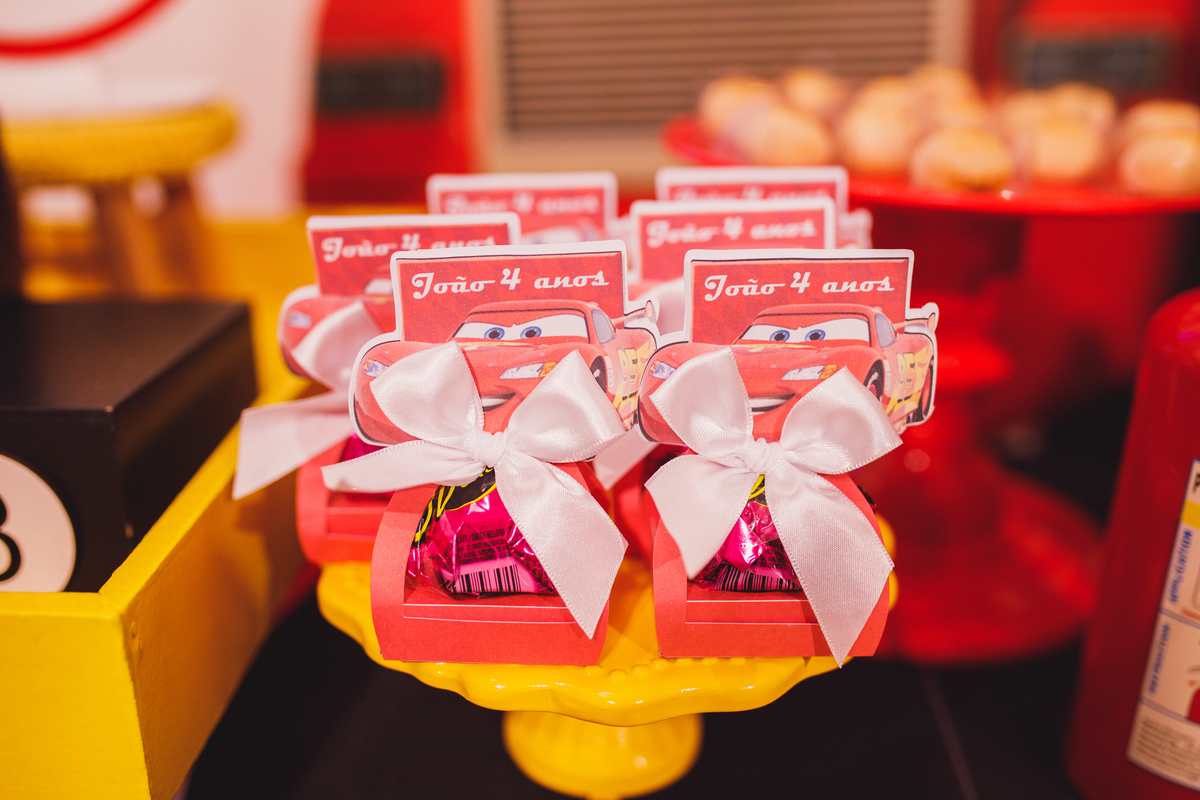 Fotografa familia Curitiba - Vila vilô McQueen aniversario menino