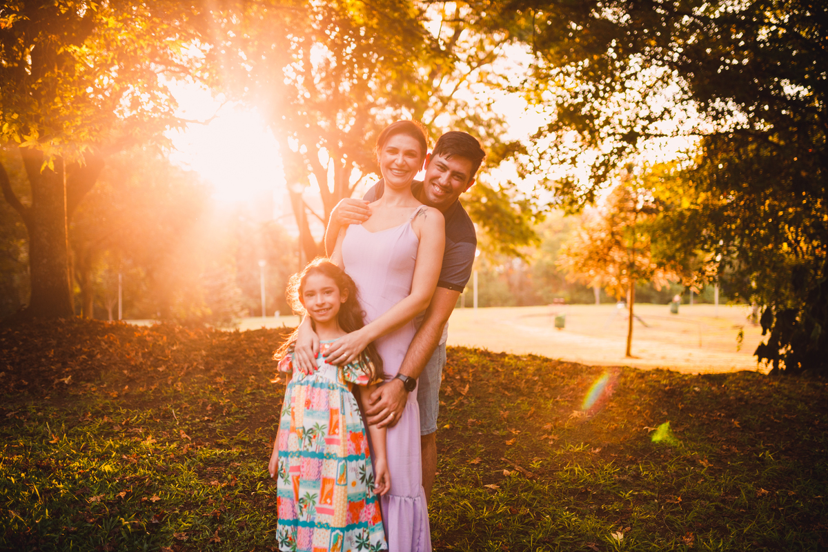 Fotografa familia Curitiba - Ensaio externo doceira menina 7 anos