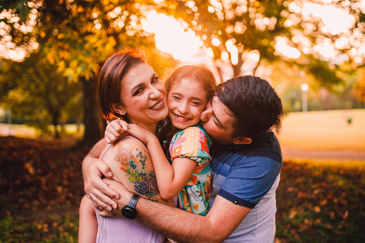 Fotografa familia Curitiba - Ensaio externo doceira menina 7 anos