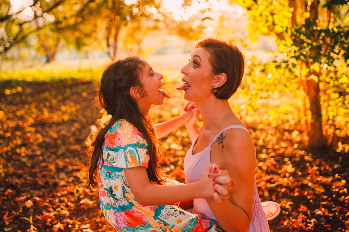Fotografa familia Curitiba - Ensaio externo doceira menina 7 anos
