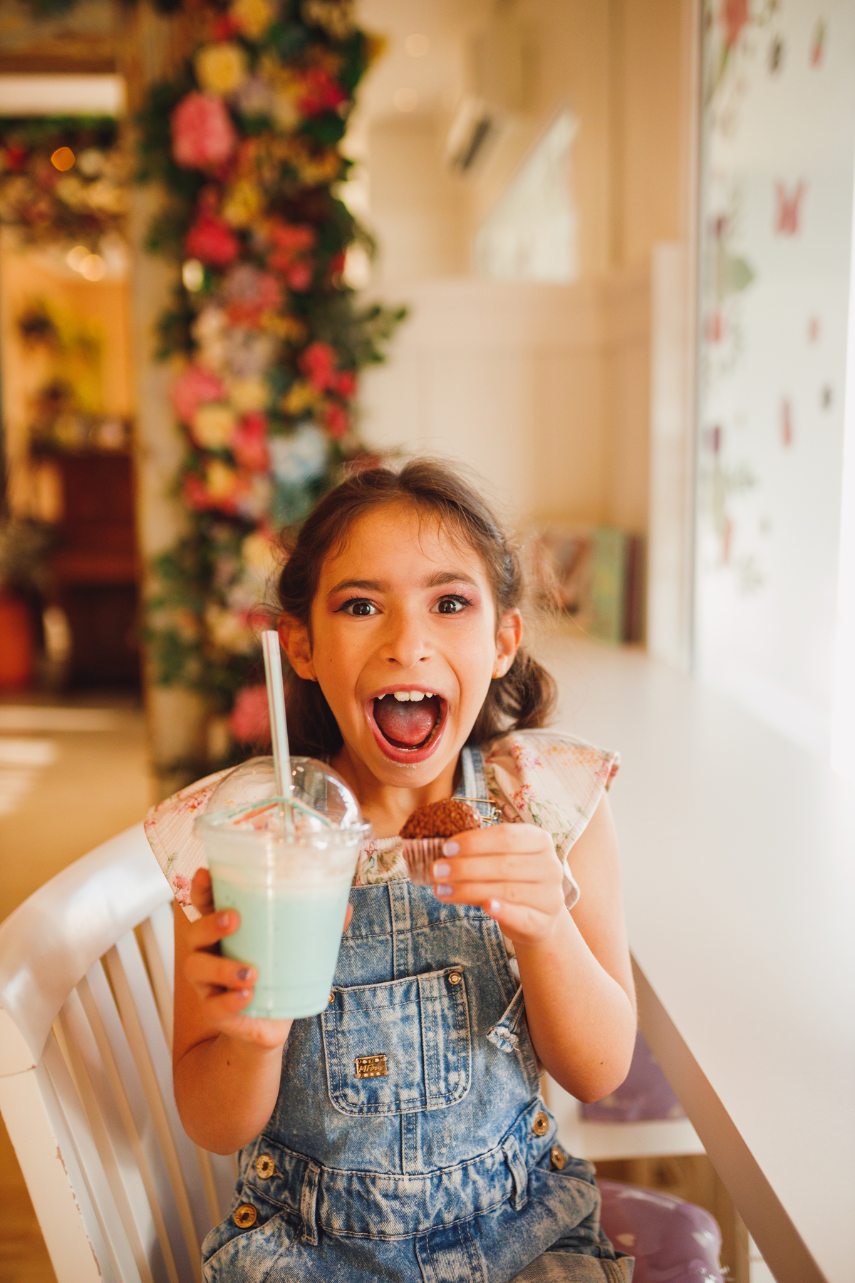 Fotografa familia Curitiba - Ensaio externo doceira menina 7 anos