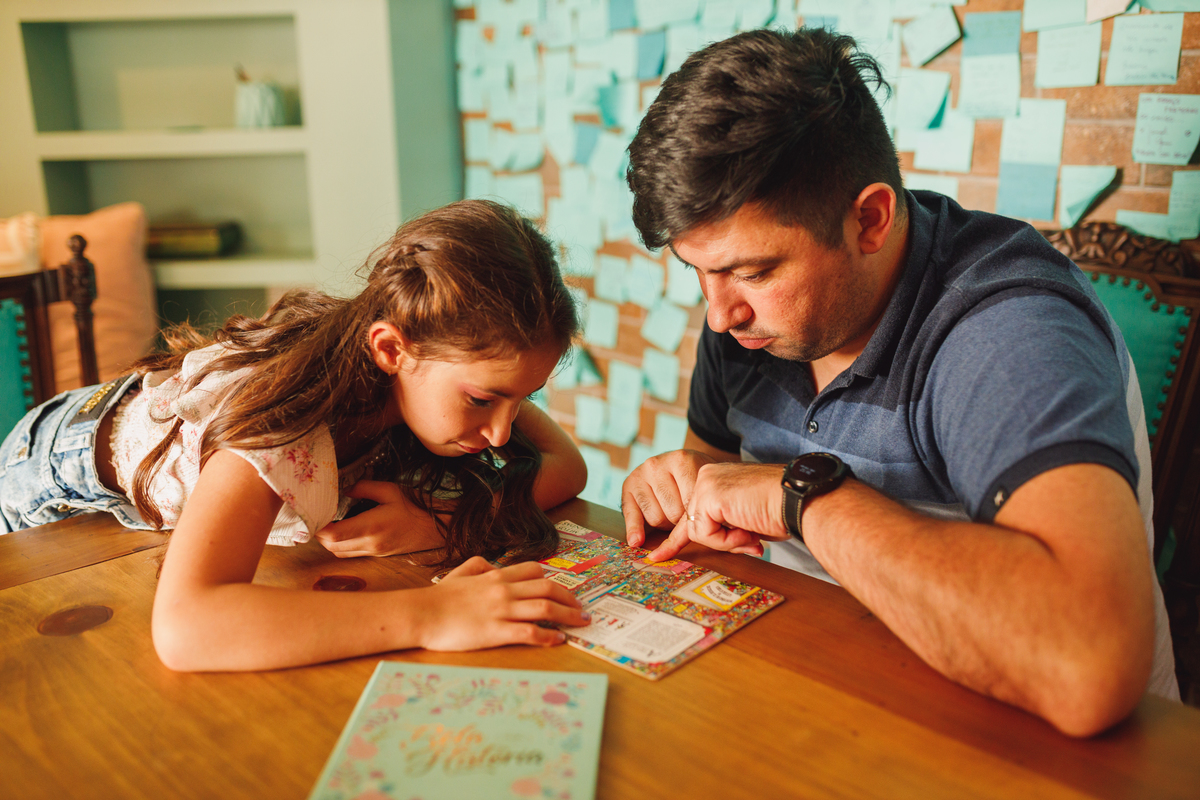 Fotografa familia Curitiba - Ensaio externo doceira menina 7 anos