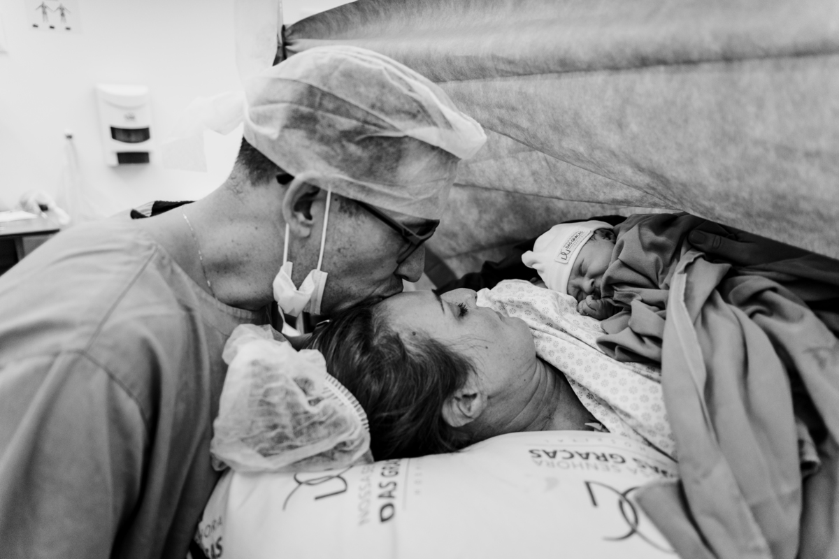 Fotografa familia Curitiba - Nascimento Santa Cruz menino parto