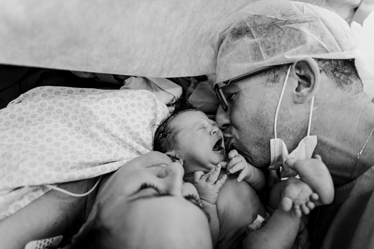 Fotografa familia Curitiba - Nascimento Santa Cruz menino parto