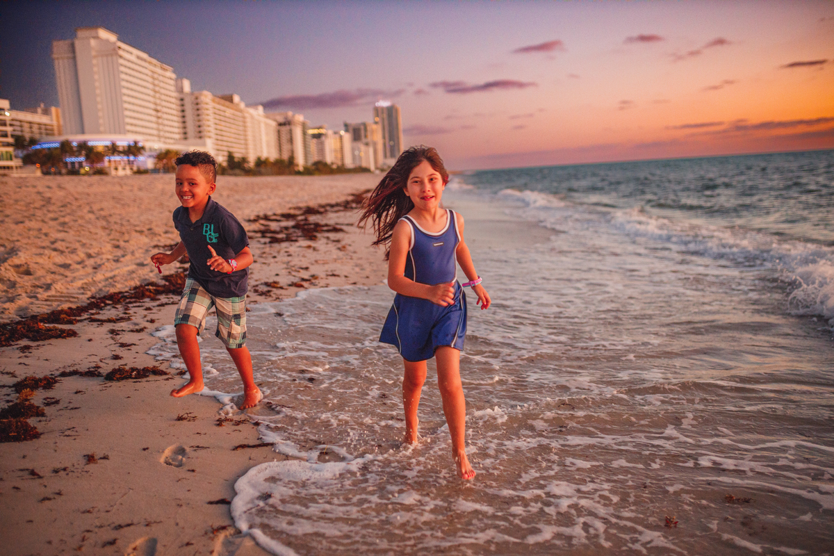 Fotografa Familia Curitiba - Disney Miami praia 