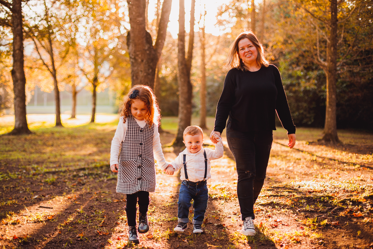 Fotografa familia Curitiba - Ensaio externo outono bosque tingui