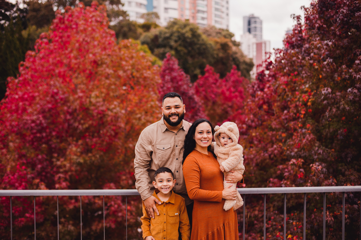 Fotografa familia Curitiba - Ensaio de outono externo canaleta