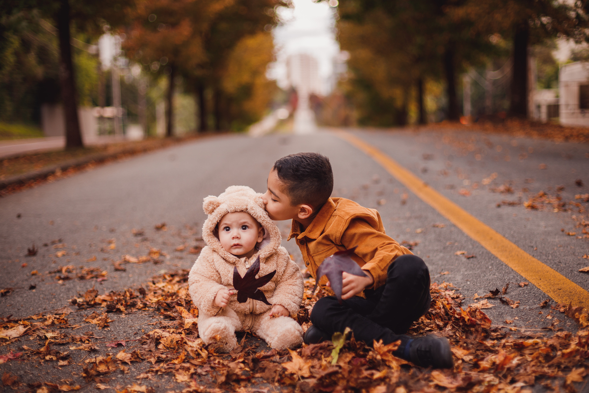 Fotografa familia Curitiba - Ensaio de outono externo canaleta