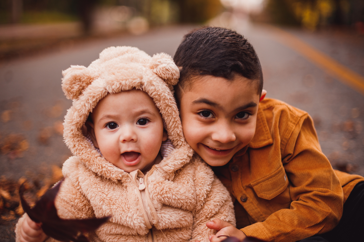 Fotografa familia Curitiba - Ensaio de outono externo canaleta