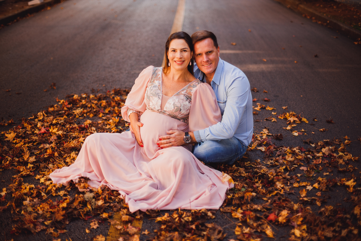 Fotografa familia Curitiba - Ensaio externo canaleta gestante