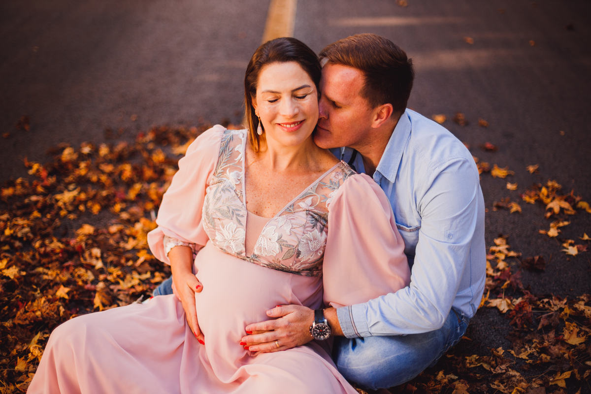 Fotografa familia Curitiba - Ensaio externo canaleta gestante