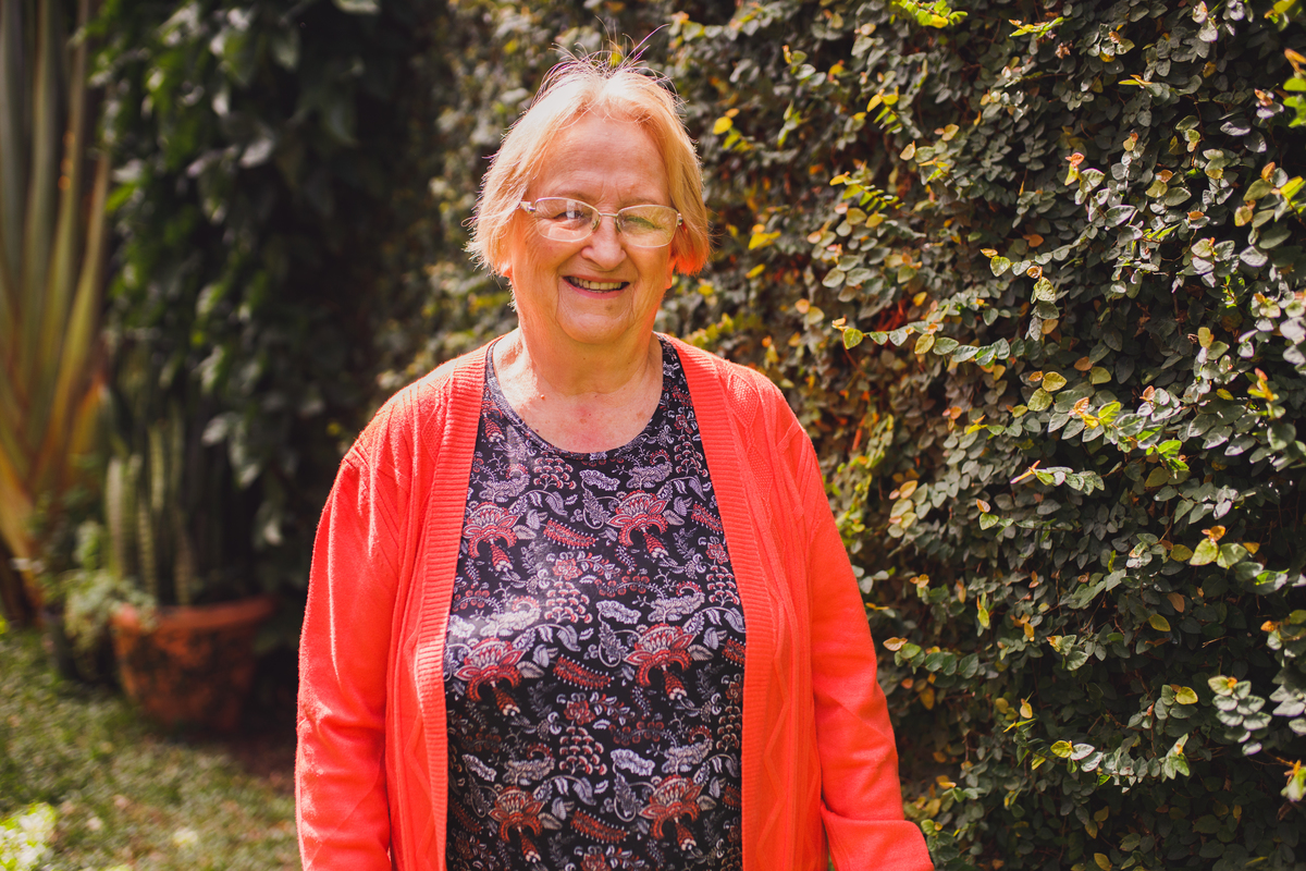 Fotografa familia Curitiba - Dia das mães em casa na cozinha