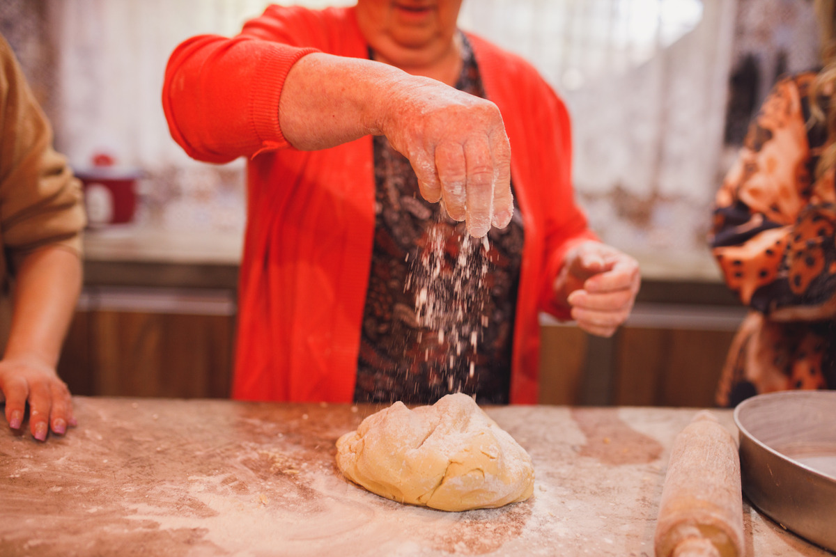 Fotografa familia Curitiba - Dia das mães em casa na cozinha