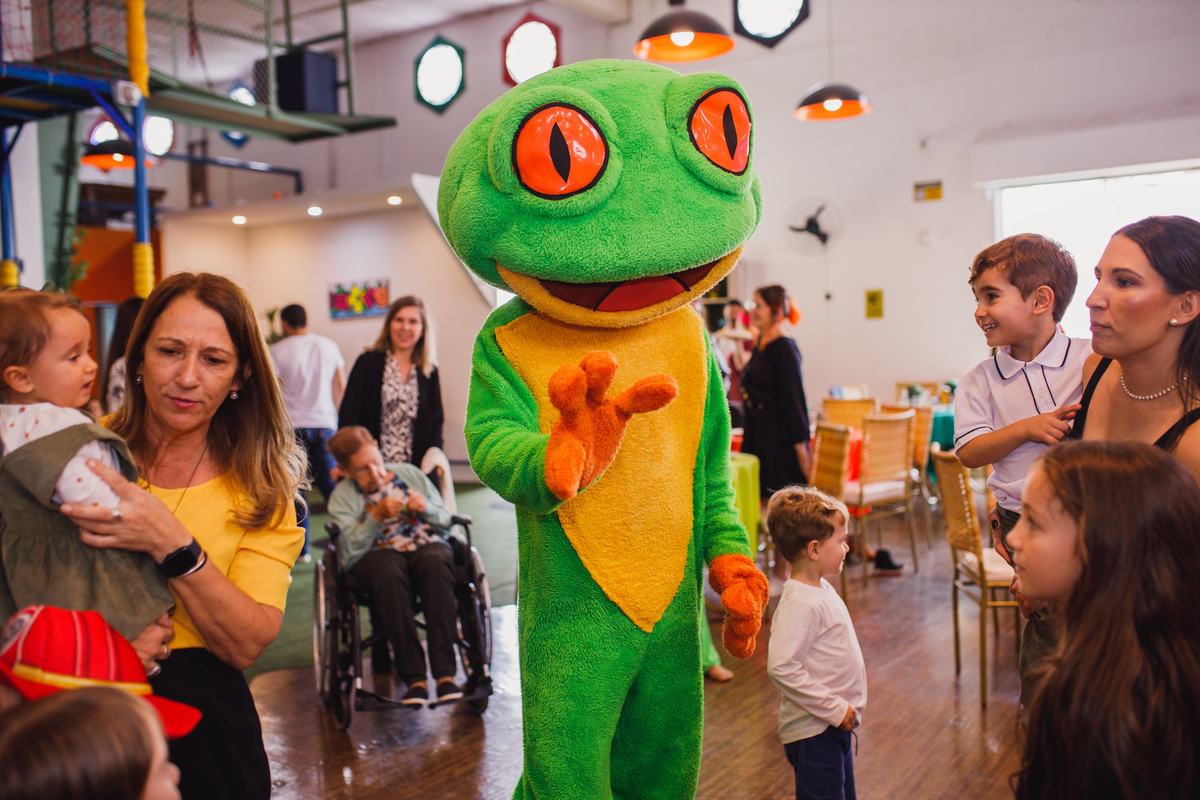 Fotografa familia Curitiba - Aniversário 4 anos e 1 ano safari