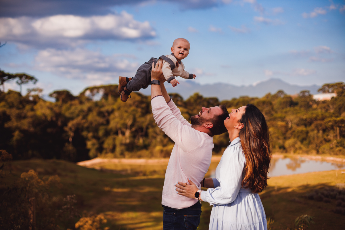 Fotografa familia Curitiba - Ensaio externo Lavandario vila lavanda 6 meses