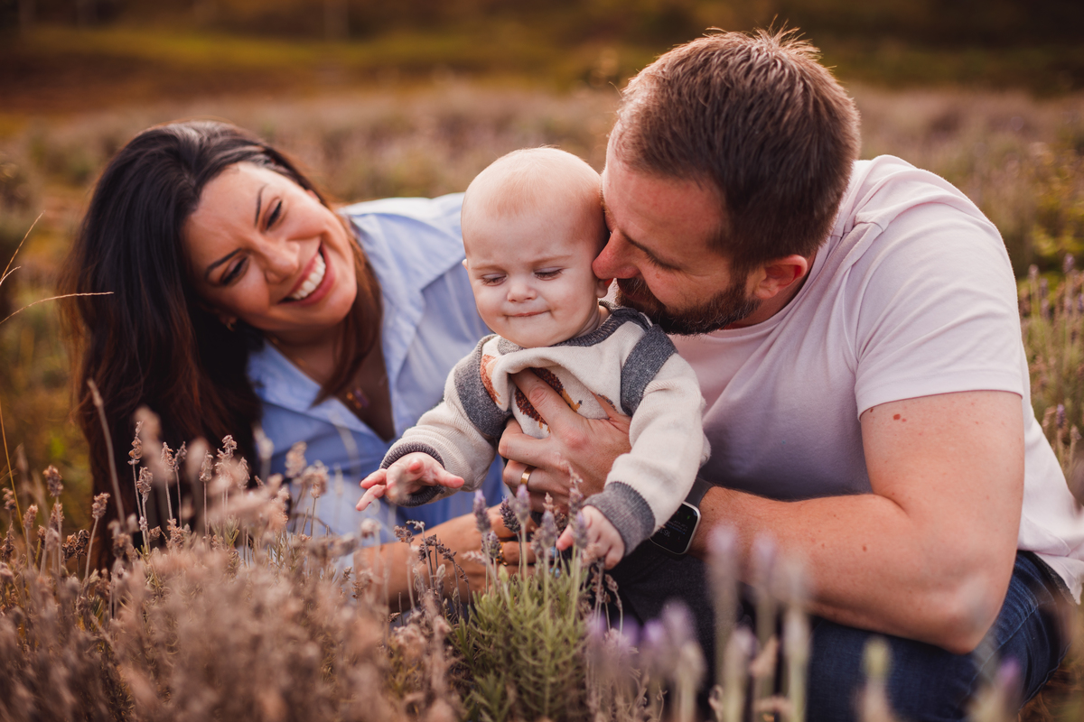 Fotografa familia Curitiba - Ensaio externo Lavandario vila lavanda 6 meses