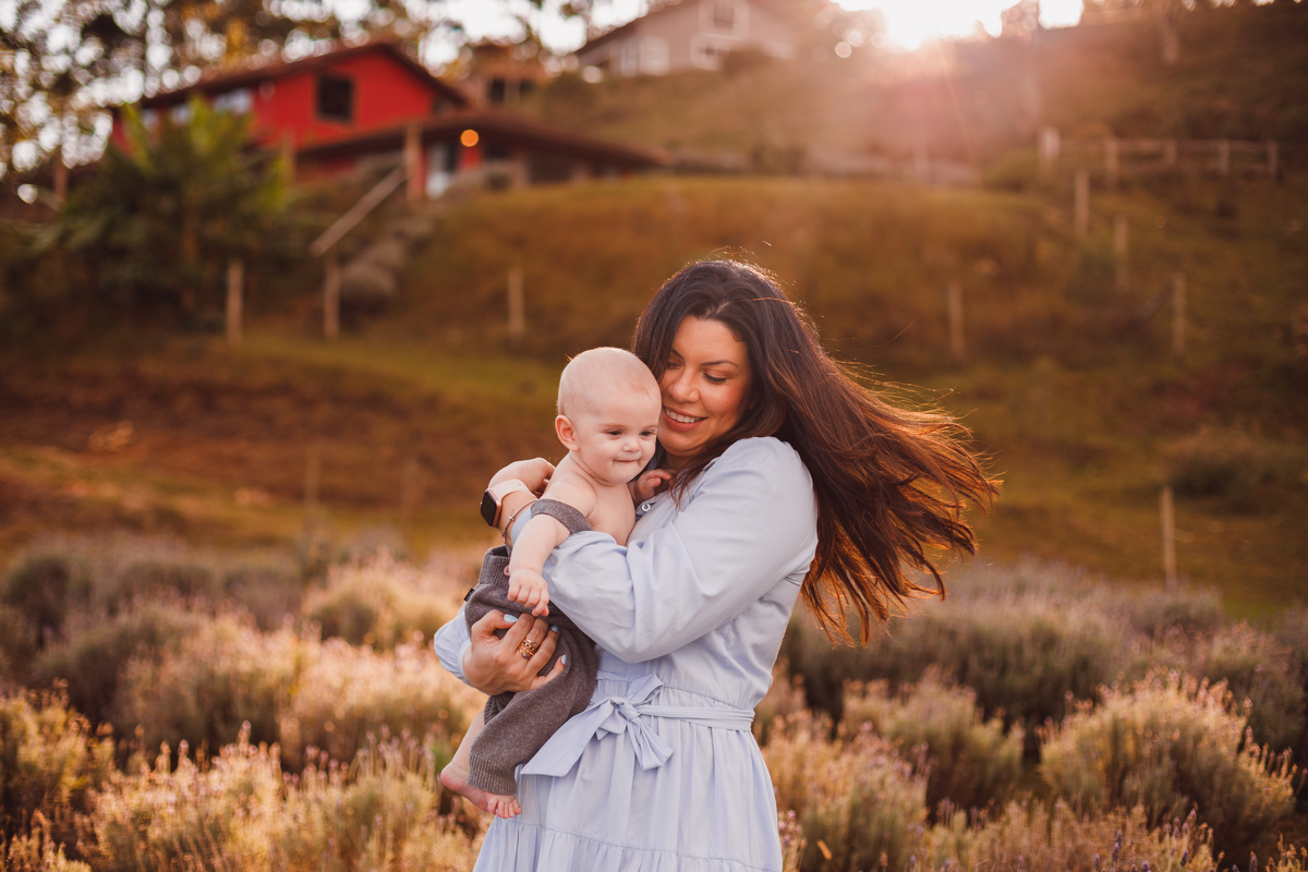 Fotografa familia Curitiba - Ensaio externo Lavandario vila lavanda 6 meses