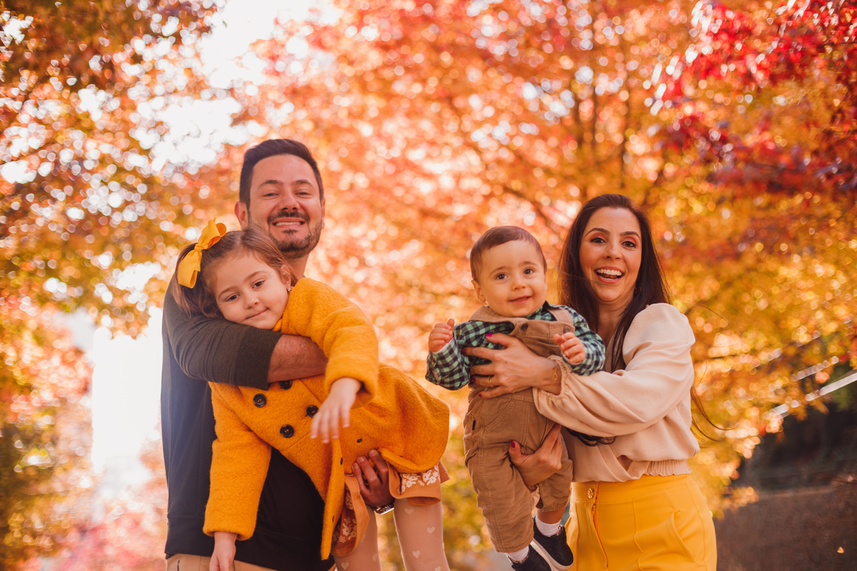 Fotografa familia Curitiba - ensaio externo caneleta campo comprido