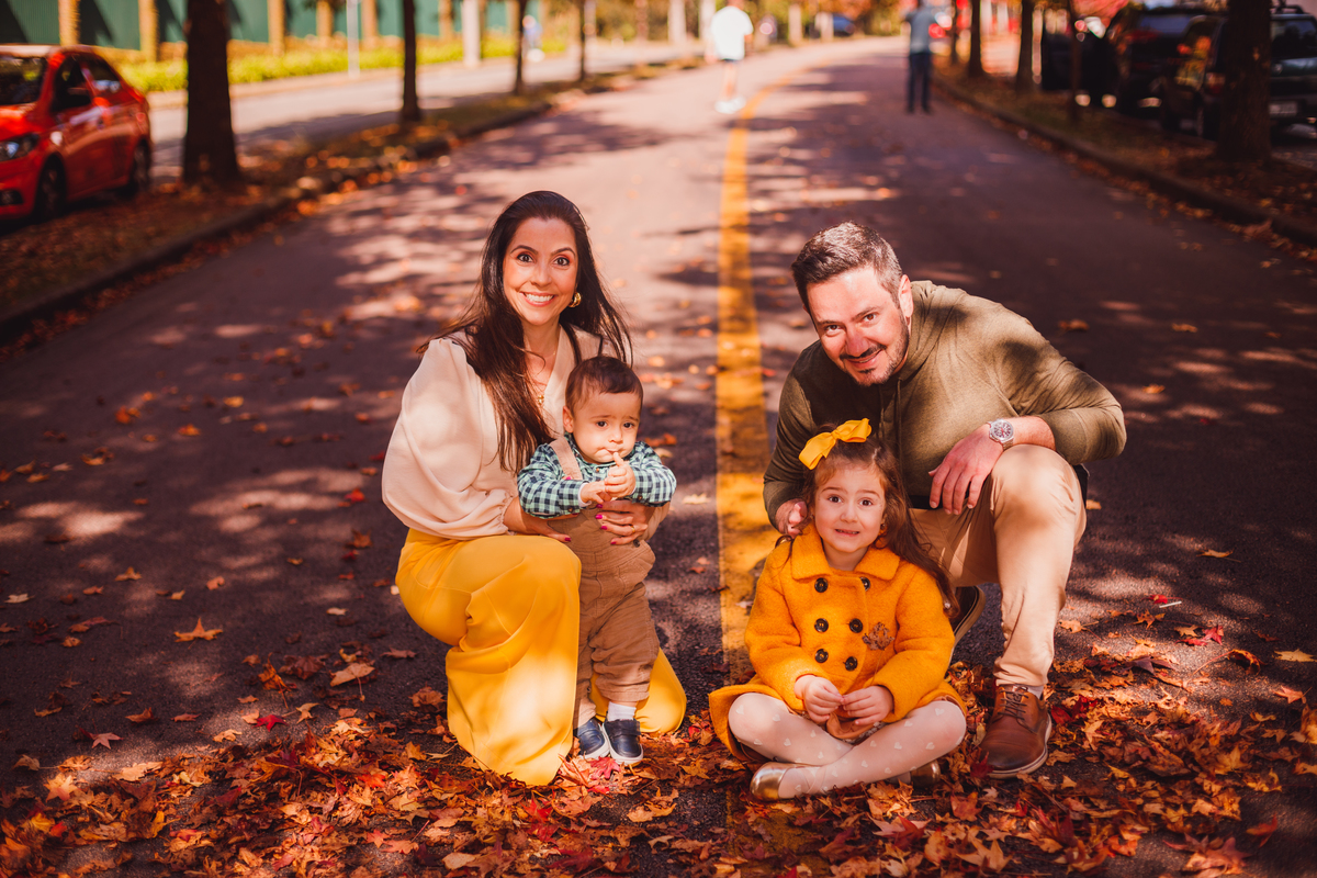 Fotografa familia Curitiba - ensaio externo caneleta campo comprido