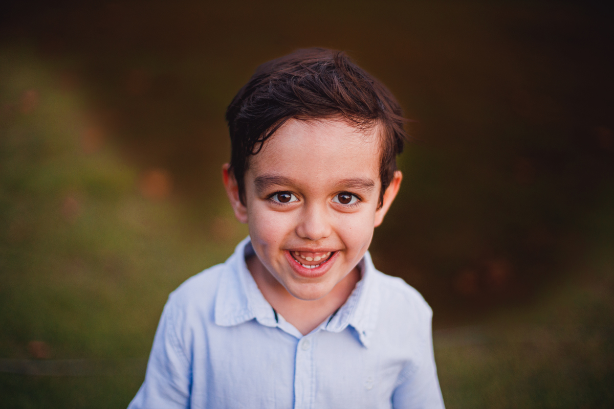 Fotografa familia Curitiba - ensaio externo Lavandário familia