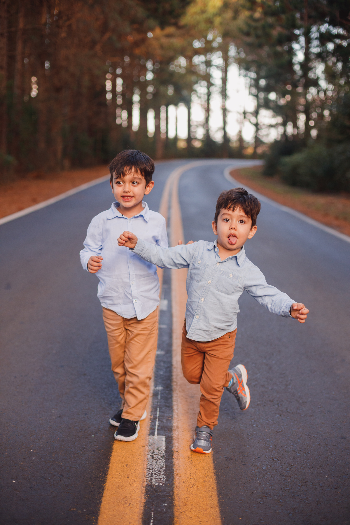 Fotografa familia Curitiba - ensaio externo Lavandário familia