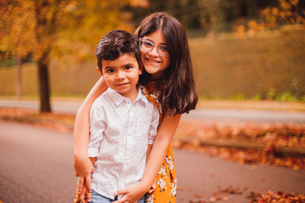 Fotografa familia Curitiba - ensaio externo de outono