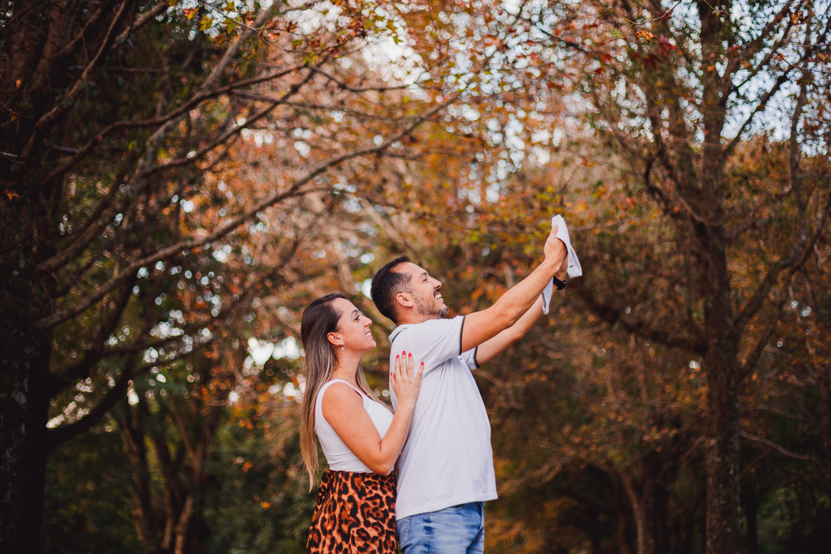 Fotografa familia Curitiba - ensaio revelação externo parque 