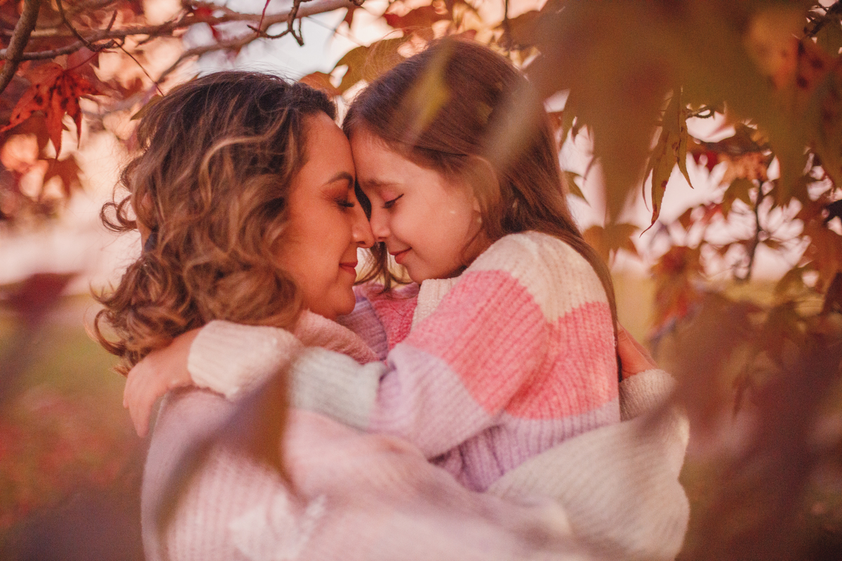fotografa familia Curitiba - ensaio externo de outono de familia