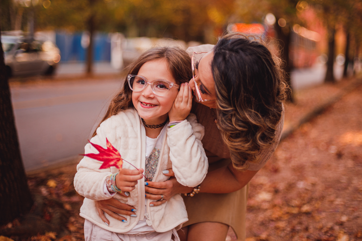 fotografa familia Curitiba - ensaio externo de outono de familia