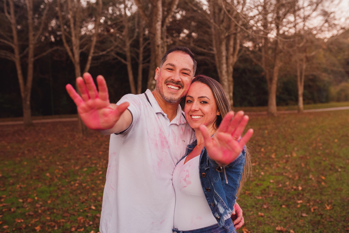 Fotografa familia curitiba - ensaio externo revelação menina