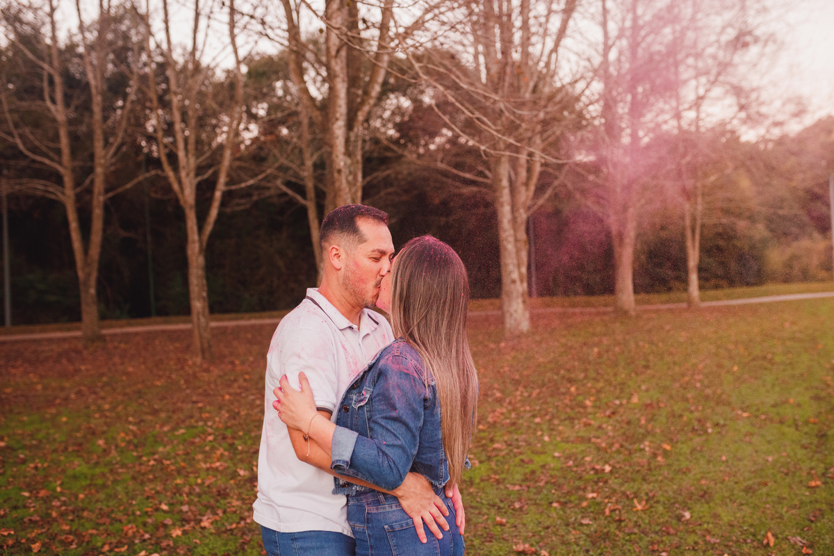 Fotografa familia curitiba - ensaio externo revelação menina