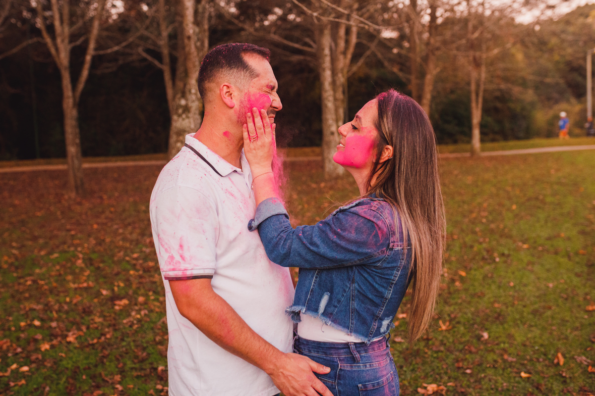 Fotografa familia curitiba - ensaio externo revelação menina