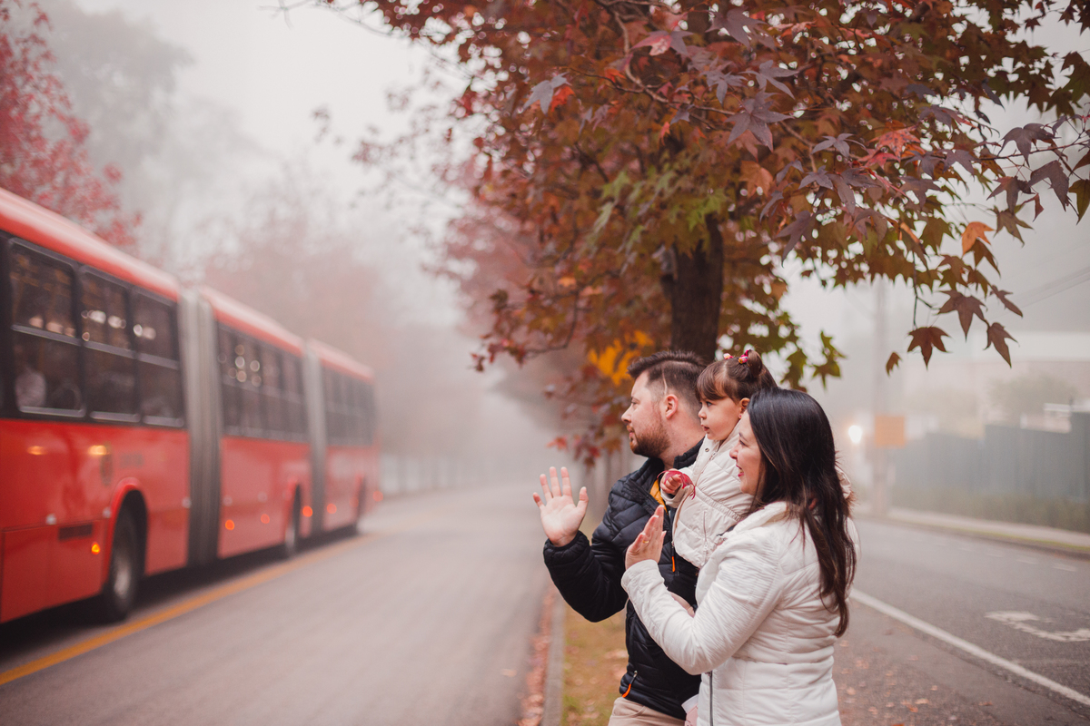 Fotografa familia Curitiba - Ensaio externo de outono em familia