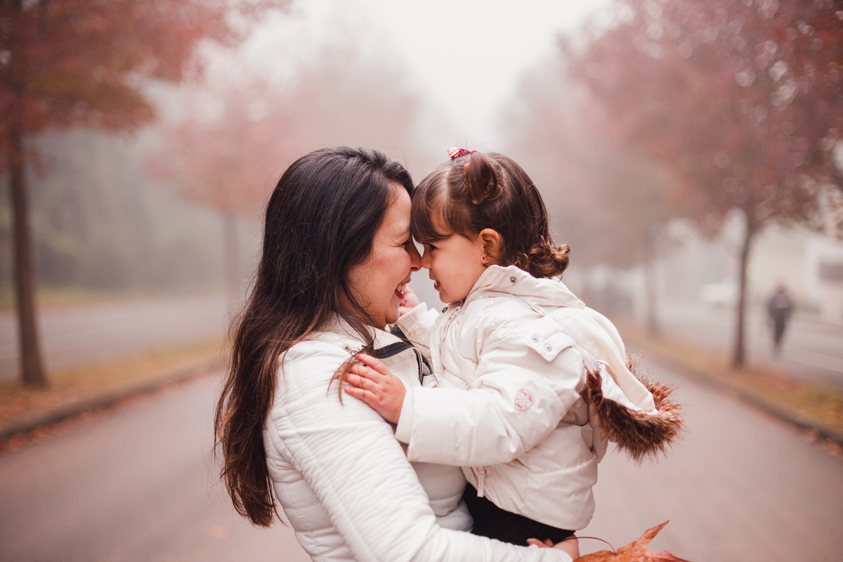 Fotografa familia Curitiba - Ensaio externo de outono em familia