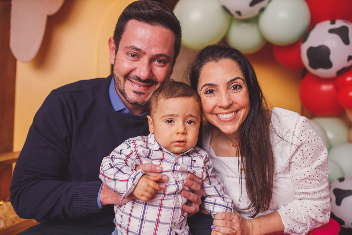 Fotografa familia Curitiba - smash the cake menino fazendinha