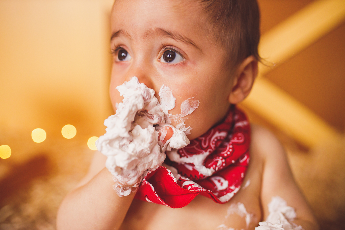 Fotografa familia Curitiba - smash the cake menino fazendinha