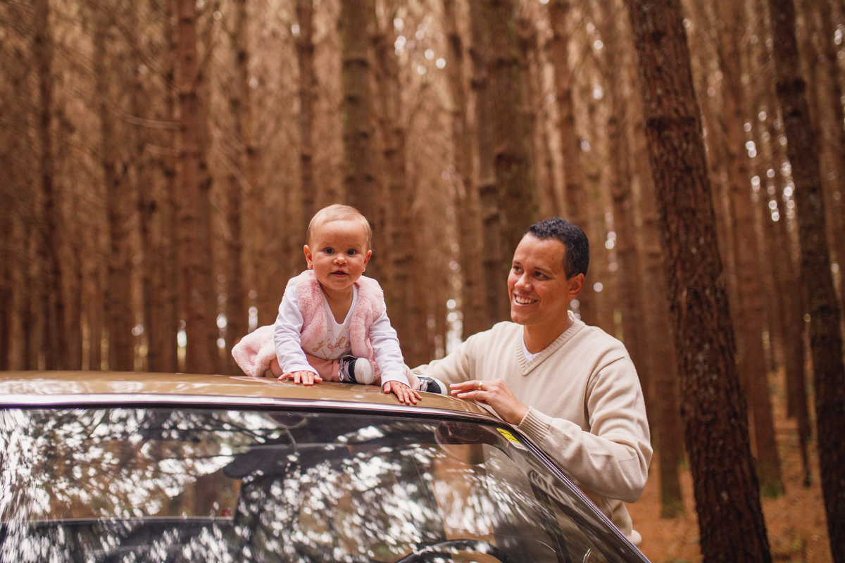 Fotografa familia curitiba - ensaio externo carro antigo