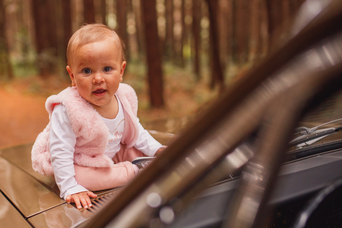 Fotografa familia curitiba - ensaio externo carro antigo