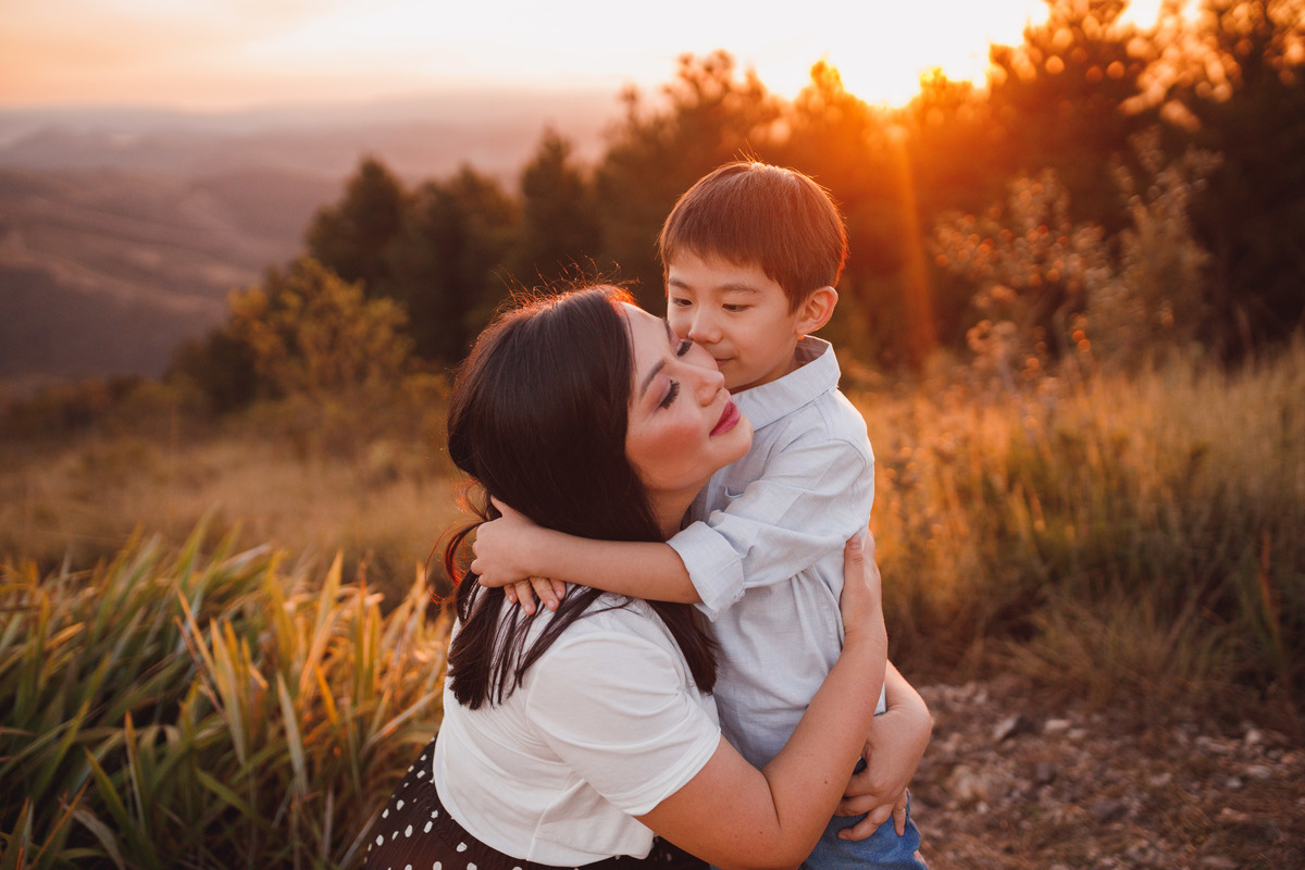 Fotografa familia Curitiba - ensaio externo morro tres barras
