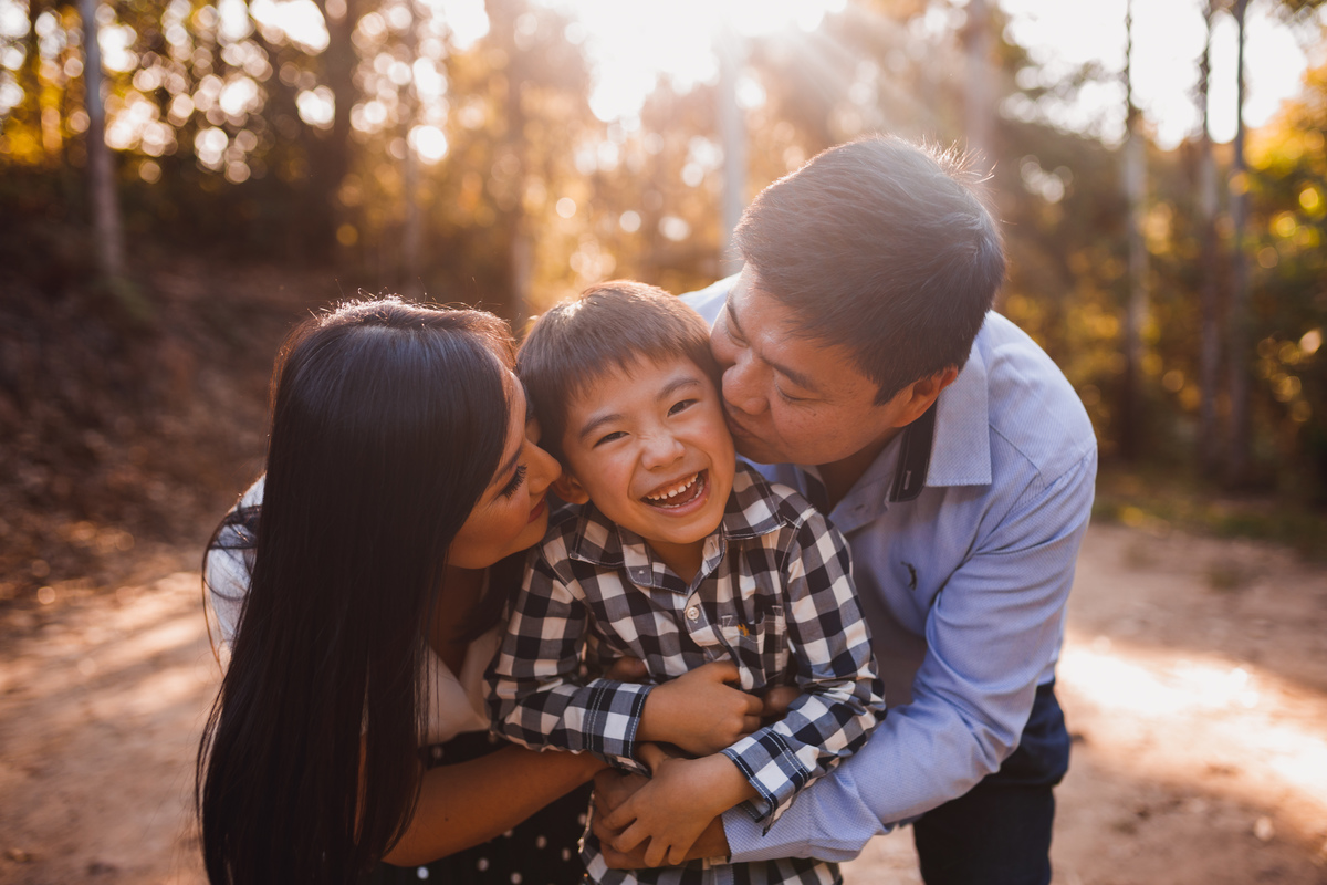 Fotografa familia Curitiba - ensaio externo morro tres barras
